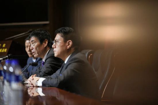 18摸黄色软件