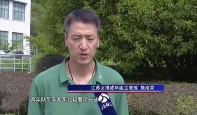 《梦莹和刘老头的情乱》